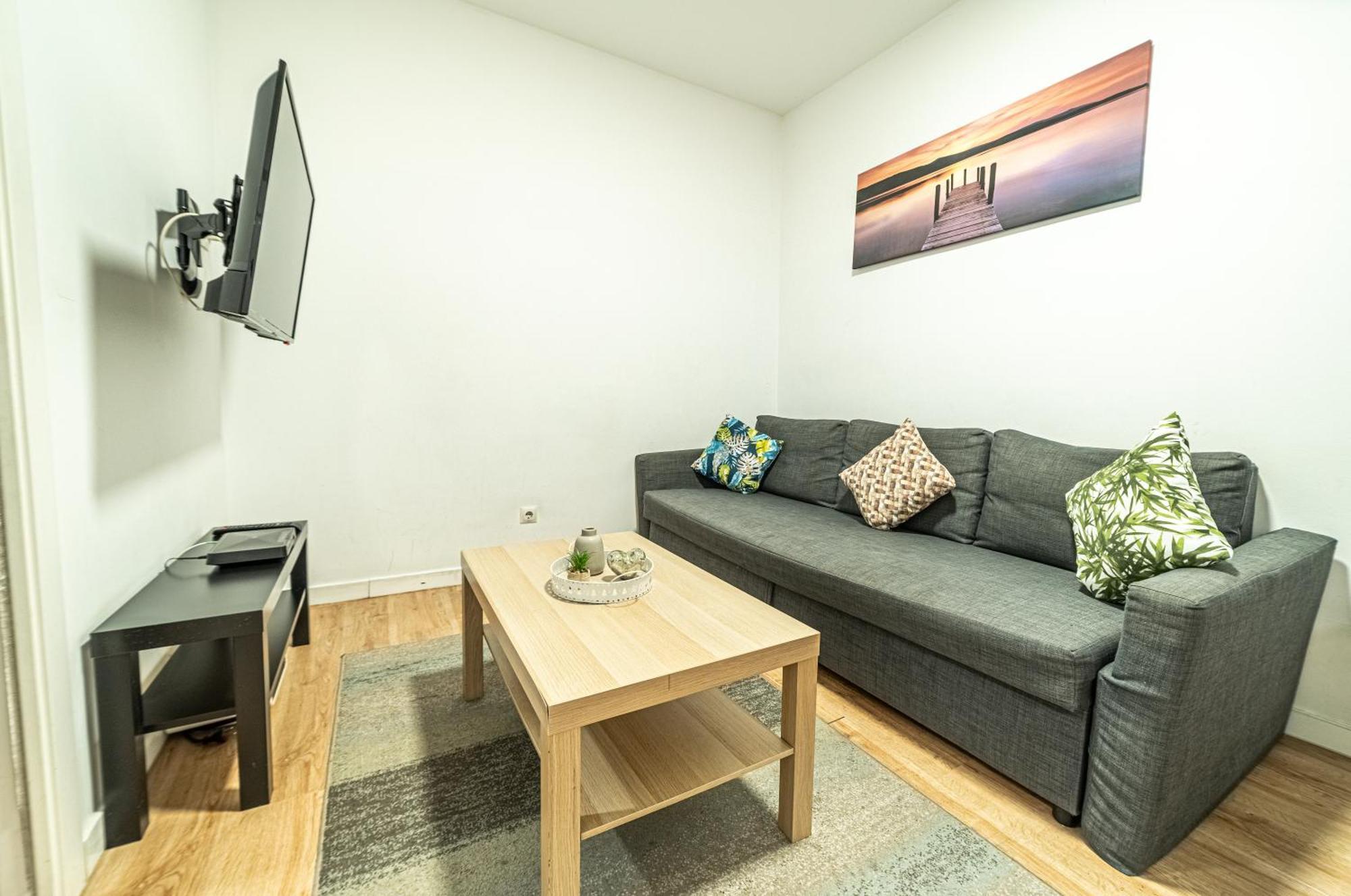 New Flat , Modern , Wifi, 10Min Sol, 5 Reina Sofia Lägenhet Madrid Exteriör bild