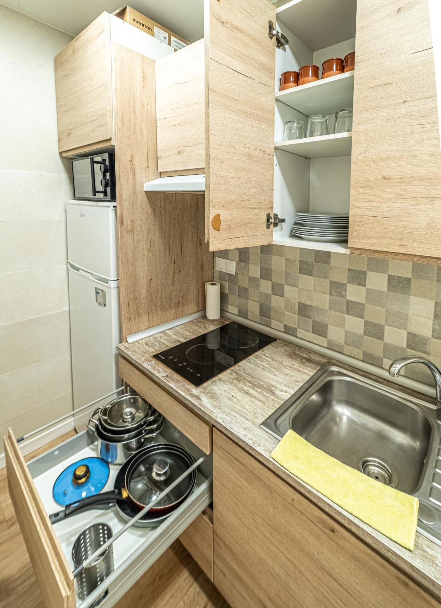 New Flat , Modern , Wifi, 10Min Sol, 5 Reina Sofia Lägenhet Madrid Exteriör bild